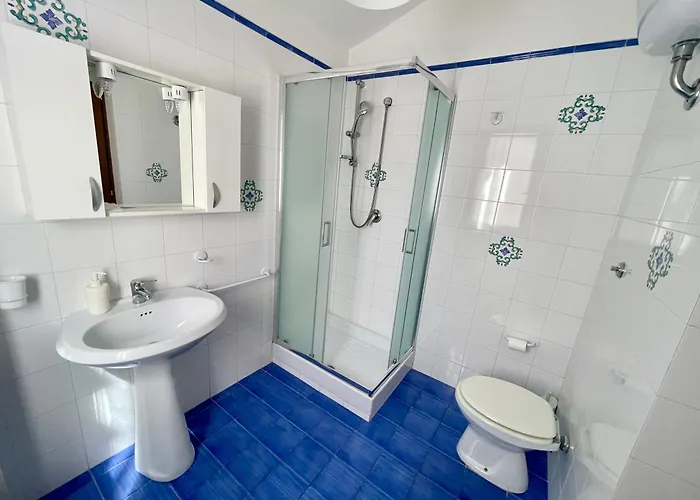 Il Casolare Della Cascata 3*